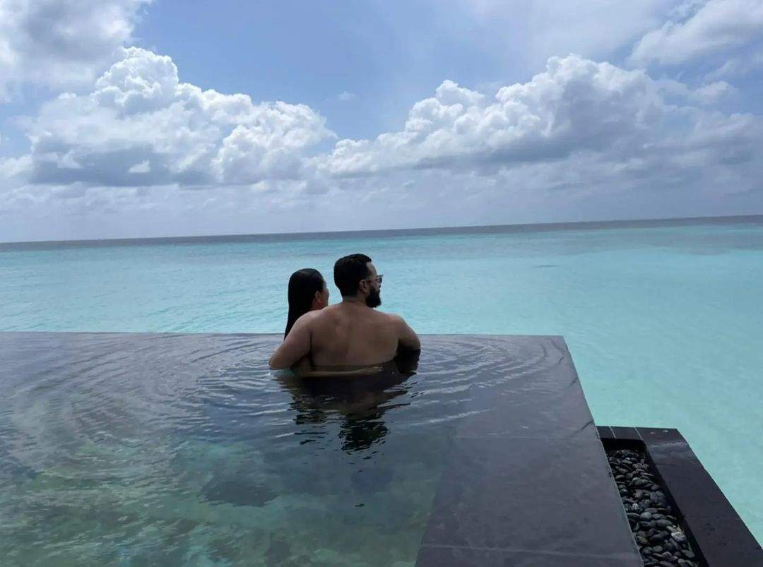 Kareena Kapoor and Saif Ali Khan Holidays with Family in the Maldives